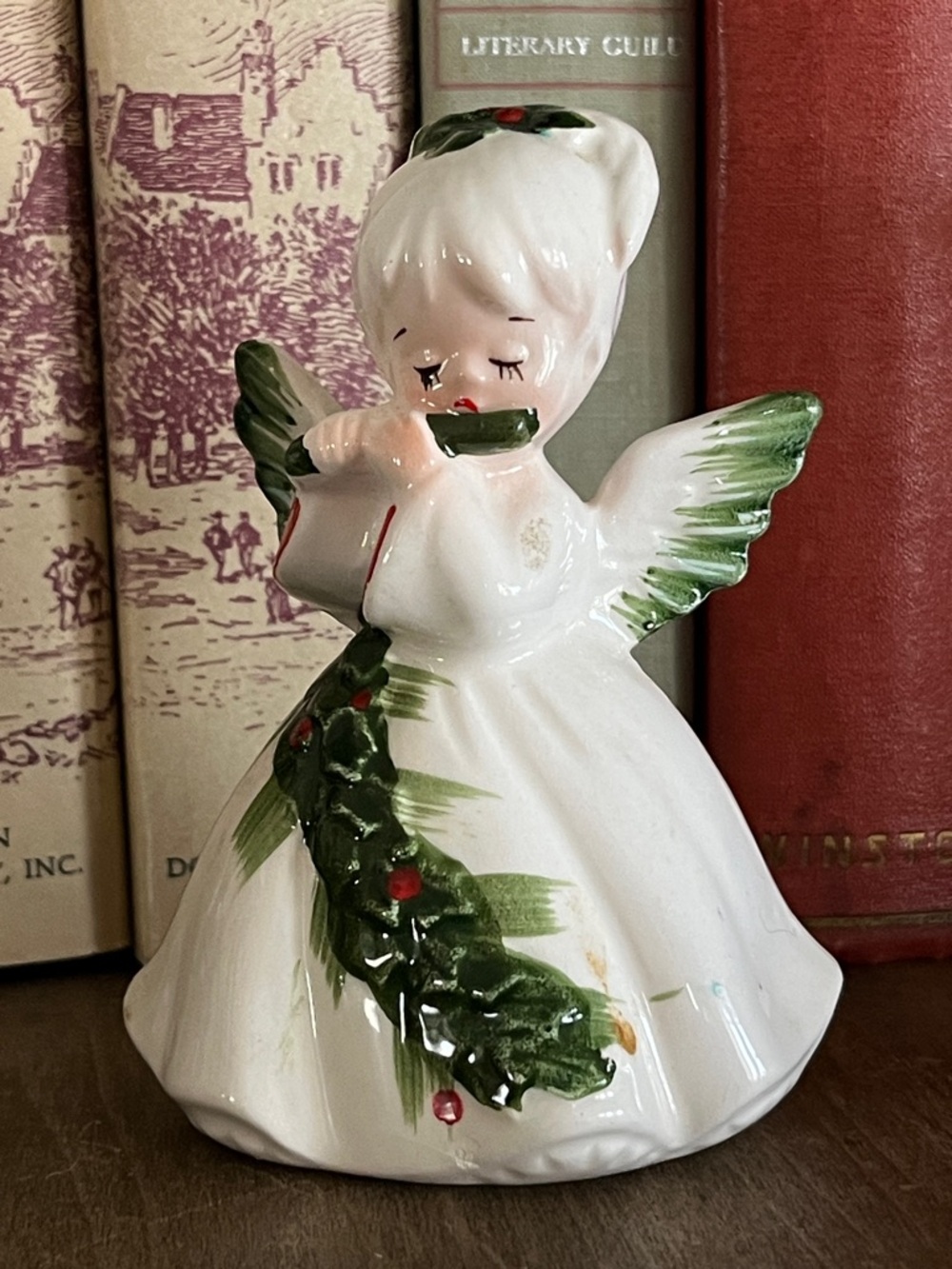 Vintage Lefton Angel with Holly and Berries, 4" tall - #6394